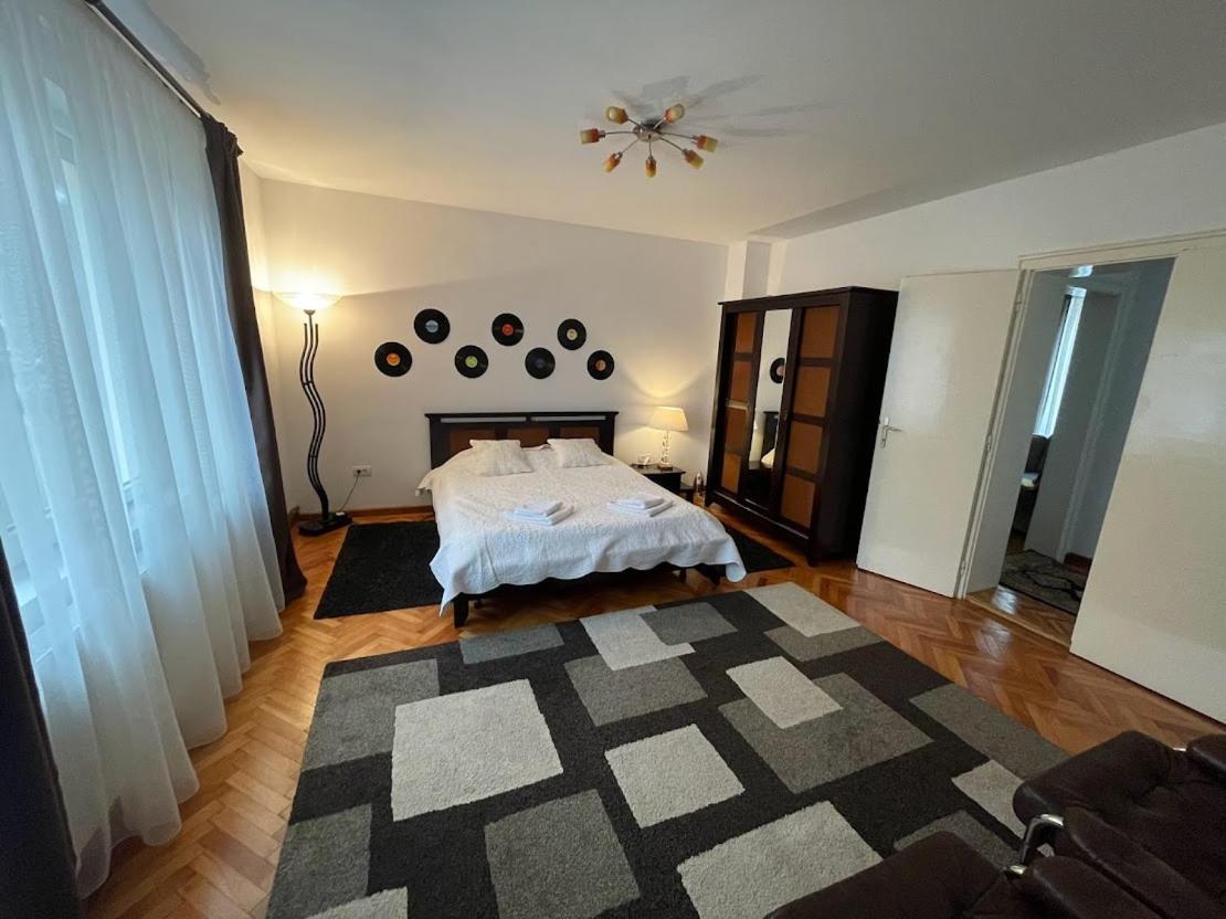 Crisan 40 Casa Muntean 100Mp 3Camere 3Paturi 1 Canapea 2 Dormitoare Parcare Timişoara Exterior foto